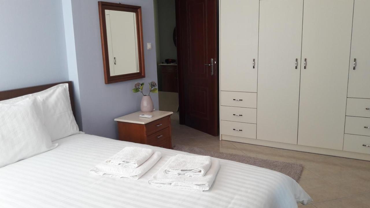 Family Apartments Mesolóngion Extérieur photo